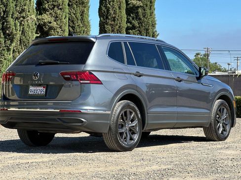 Certified 2023 Volkswagen Tiguan SE FWD image 4
