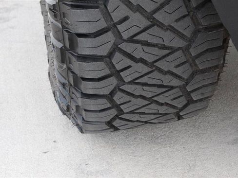 Used 2024 Toyota Tacoma SR5 image 41