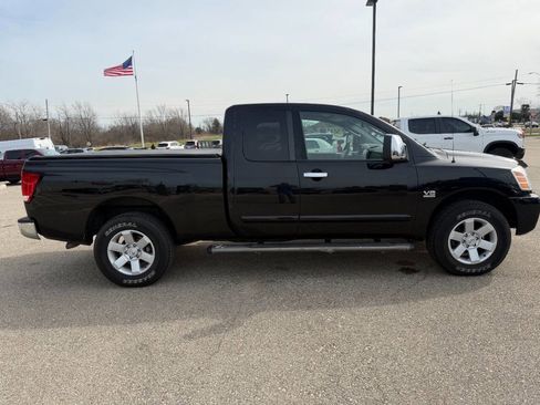 Used 2004 Nissan Titan LE w/ (Tow) Big Tow Pkg image 6