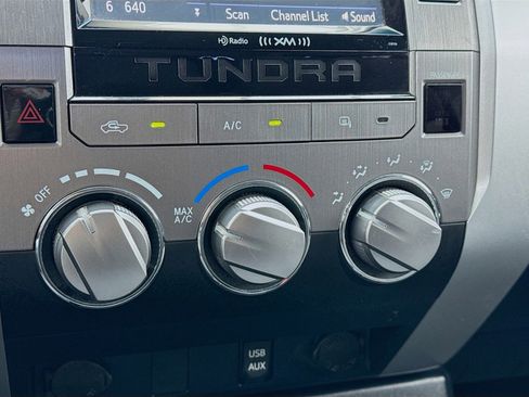 Used 2017 Toyota Tundra SR5 RWD image 12