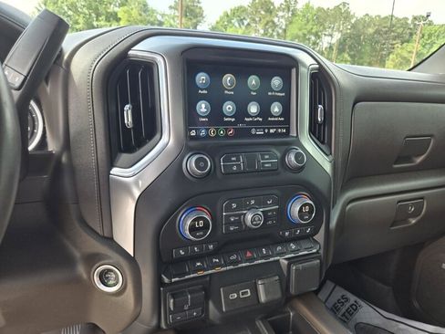 Used 2022 Chevrolet Silverado 1500 LTZ w/ Technology Package AWD/4WD image 14