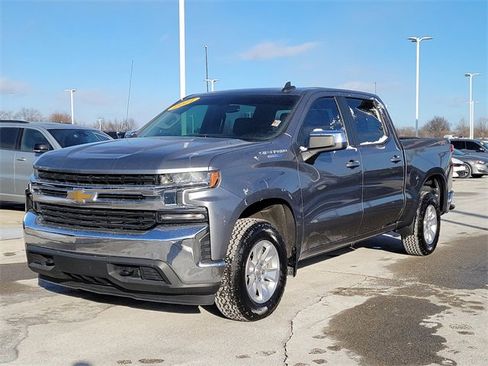 Used 2021 Chevrolet Silverado 1500 LT image 3