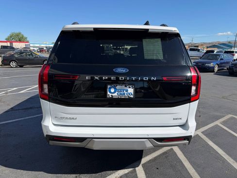 Used 2025 Ford Expedition Max Platinum AWD/4WD image 6