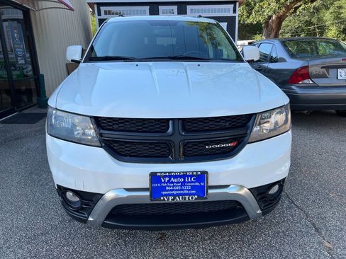 Used 2017 Dodge Journey Crossroad image 2