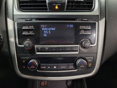 Used 2017 Nissan Altima 2.5 SV w/ Convenience Package image 20