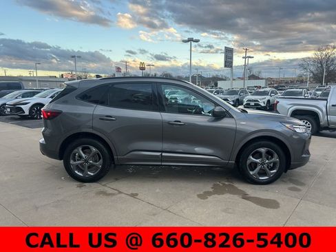 Used 2023 Ford Escape ST-Line Select w/ Tech Pack #1 image 4