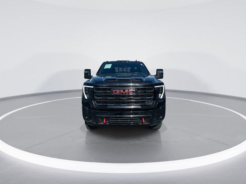 Used 2025 GMC Sierra 2500 AT4 w/ AT4 Premium Plus Package AWD/4WD image 3