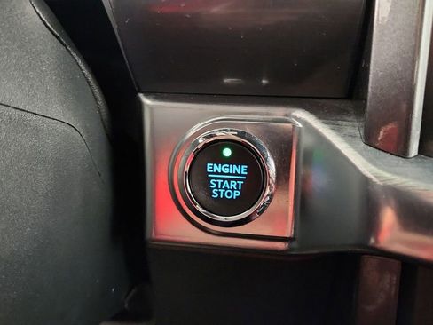 Certified 2022 Ford F150 Lariat image 22