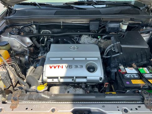 Used 2005 Toyota Highlander Limited image 9