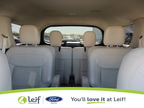 Used 2021 Ford Explorer Limited w/ Equipment Group 301A image 25
