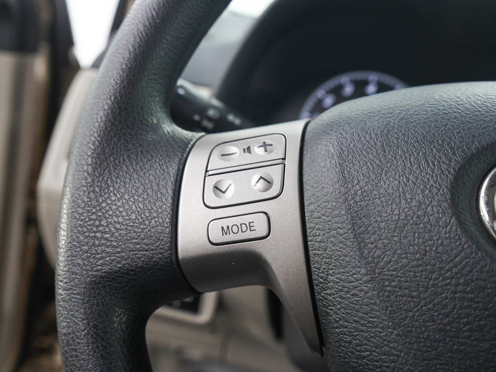 Used 2013 Toyota Corolla LE FWD image 22