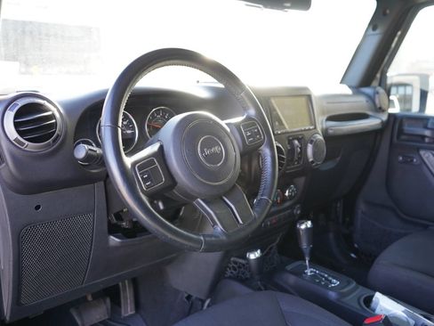 Used 2016 Jeep Wrangler Unlimited Sport w/ Quick Order Package 24S AWD/4WD image 9