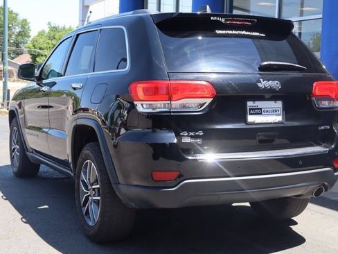 Used 2019 Jeep Grand Cherokee Limited AWD/4WD image 3