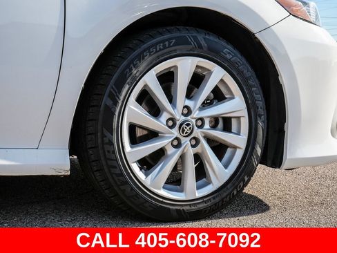 Used 2023 Toyota Camry LE FWD image 9