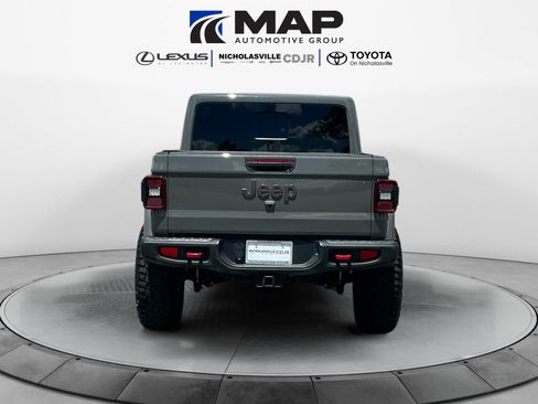 Used 2022 Jeep Gladiator Rubicon w/ LED Lighting Group AWD/4WD image 4