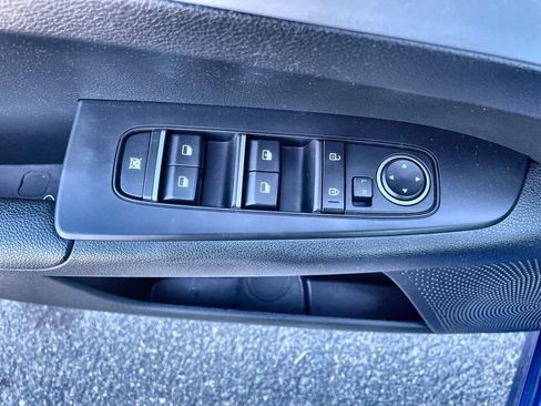 Certified 2023 Kia Forte LXS image 18