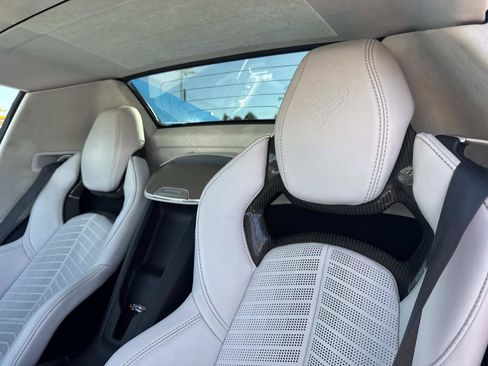 Used 2021 Chevrolet Corvette 2dr Stingray Conv w/ Z51 Performance Package image 22