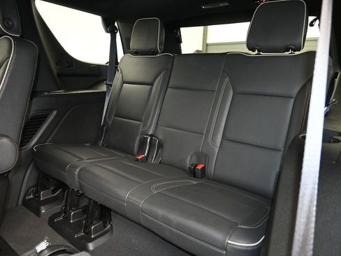 Certified 2024 GMC Yukon SLT image 25