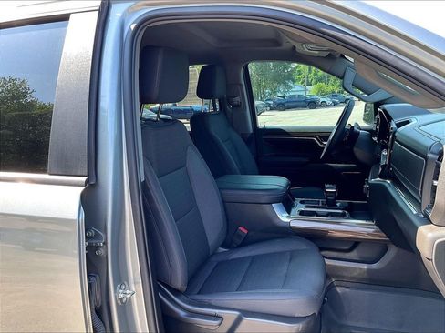 Used 2023 Chevrolet Silverado 1500 RST AWD/4WD image 11
