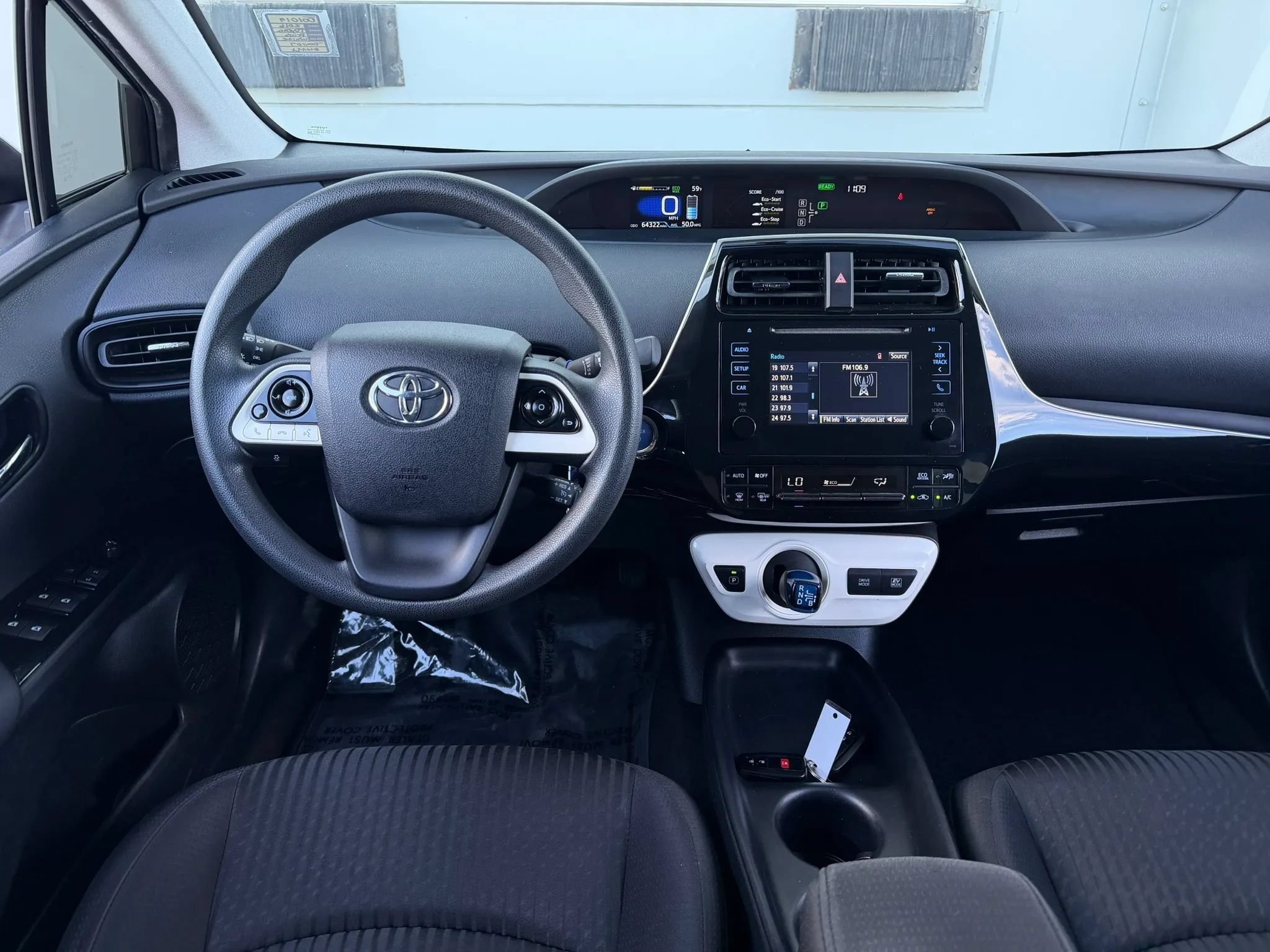 Used 2016 Toyota Prius Two w/ Preferred Accessory Package FWD image 16