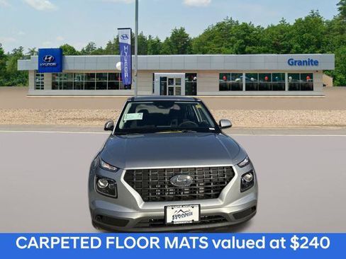 New 2026 Hyundai Venue SE image 3