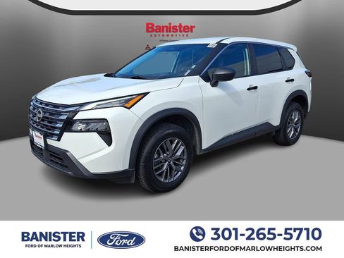 Used 2024 Nissan Rogue S AWD/4WD image 1