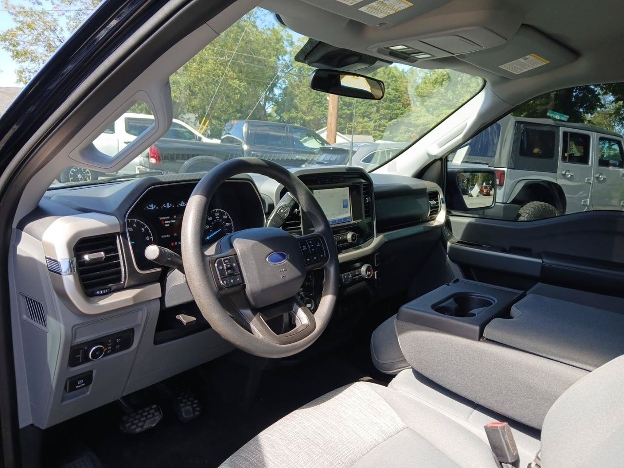 Used 2021 Ford F150 XLT w/ XTR Package AWD/4WD image 17