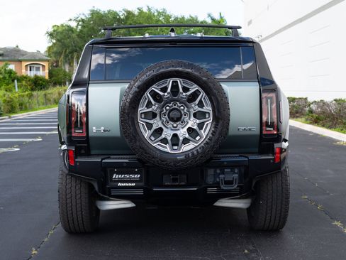 Used 2024 GMC Hummer EV 3X w/ LPO, Illumination Package image 3