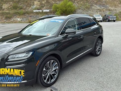 Used 2022 Lincoln Nautilus Reserve image 9