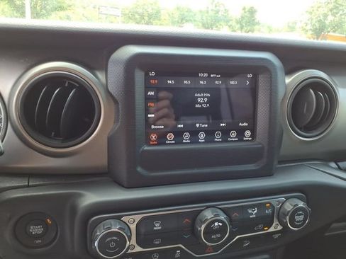 Used 2020 Jeep Wrangler Unlimited Sport S AWD/4WD image 23