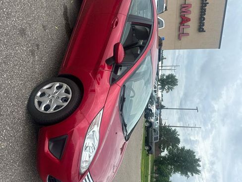Used 2012 Ford Fiesta SE w/ Winter Pkg FWD image 7