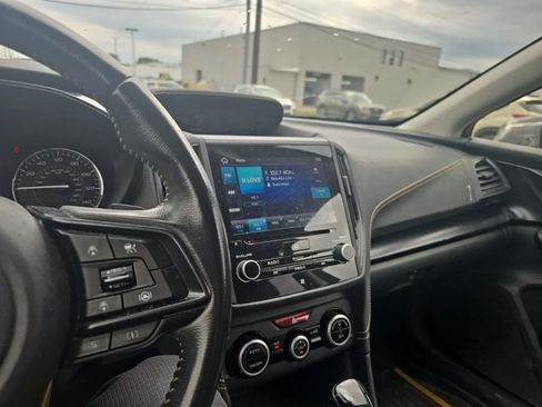 Used 2021 Subaru Crosstrek 2.5i Sport w/ Moonroof Package AWD/4WD image 16
