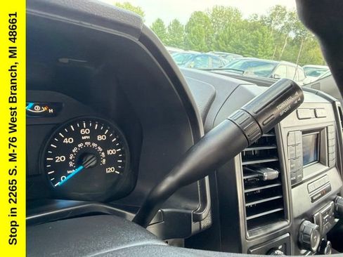 Used 2015 Ford F150 XL w/ Equipment Group 101A Mid RWD image 32