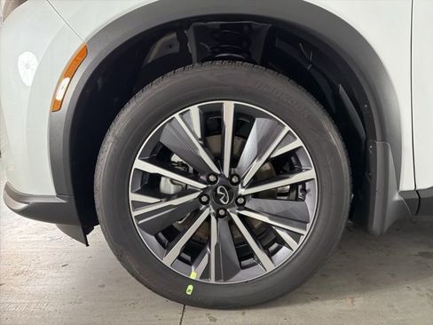 Certified 2026 INFINITI QX60 Luxe w/ Cargo Package image 7