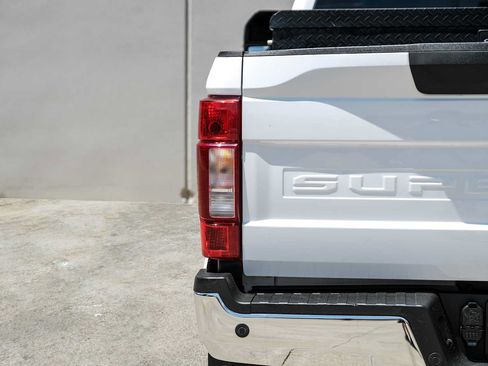 Used 2021 Ford F250 Lariat w/ Lariat Value Package AWD/4WD image 49