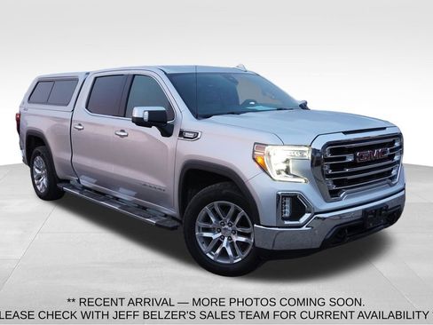Used 2022 GMC Sierra 1500 SLT w/ SLT Premium Plus Package image 1