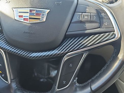 Used 2018 Cadillac XT5 Luxury w/ Driver Awareness Package image 23