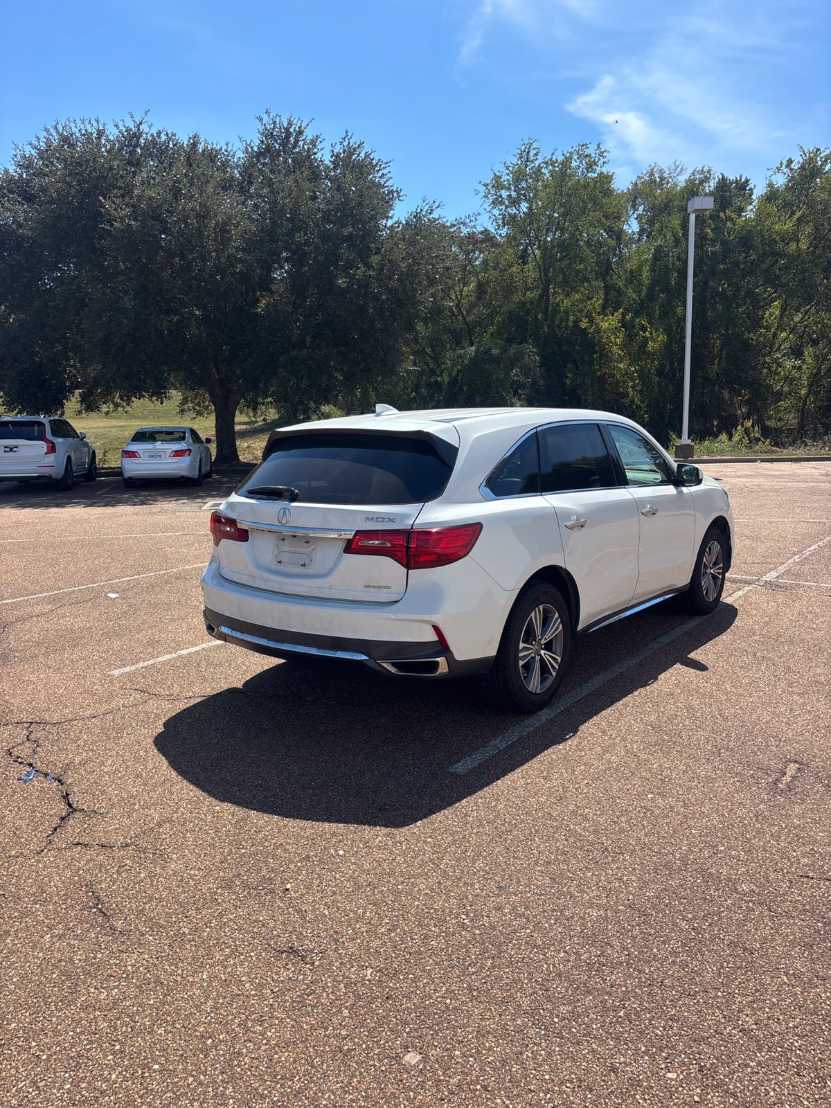 Used 2020 Acura MDX SH-AWD image 17