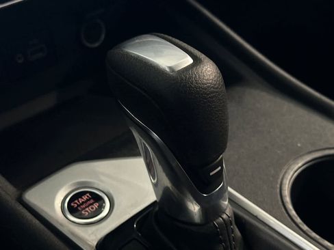 Used 2024 Nissan Altima 2.5 S FWD image 21