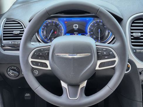 Certified 2023 Chrysler 300 Touring w/ Sport Appearance Package RWD image 26