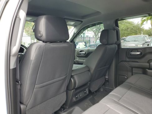 Used 2024 Chevrolet Silverado 1500 Custom w/ Turbomax Blackout Package image 15