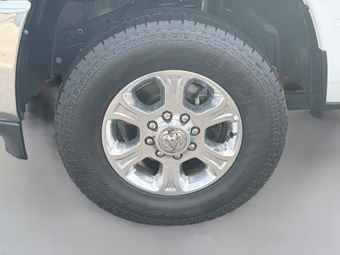 Used 2024 RAM 2500 Big Horn image 40