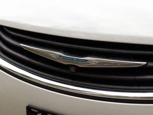 Used 2018 Chrysler Pacifica Limited w/ Advanced Safetytec Group image 41