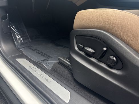 New 2026 Porsche Cayenne AWD/4WD image 25
