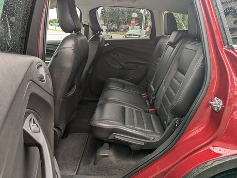 Used 2018 Ford Escape Titanium AWD/4WD image 12