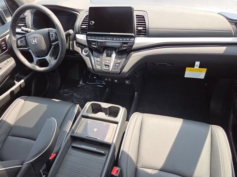 New 2026 Honda Odyssey Touring image 34