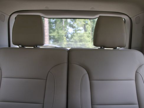 Used 2019 GMC Acadia Denali w/ Technology Package FWD image 67