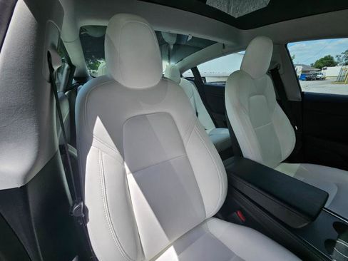 Used 2022 Tesla Model 3 RWD image 56