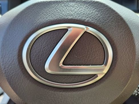 Used 2017 Lexus ES 350 w/ Accessory Package 2 FWD image 32