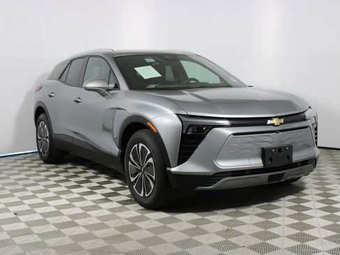 Used 2024 Chevrolet Blazer EV LT image 28